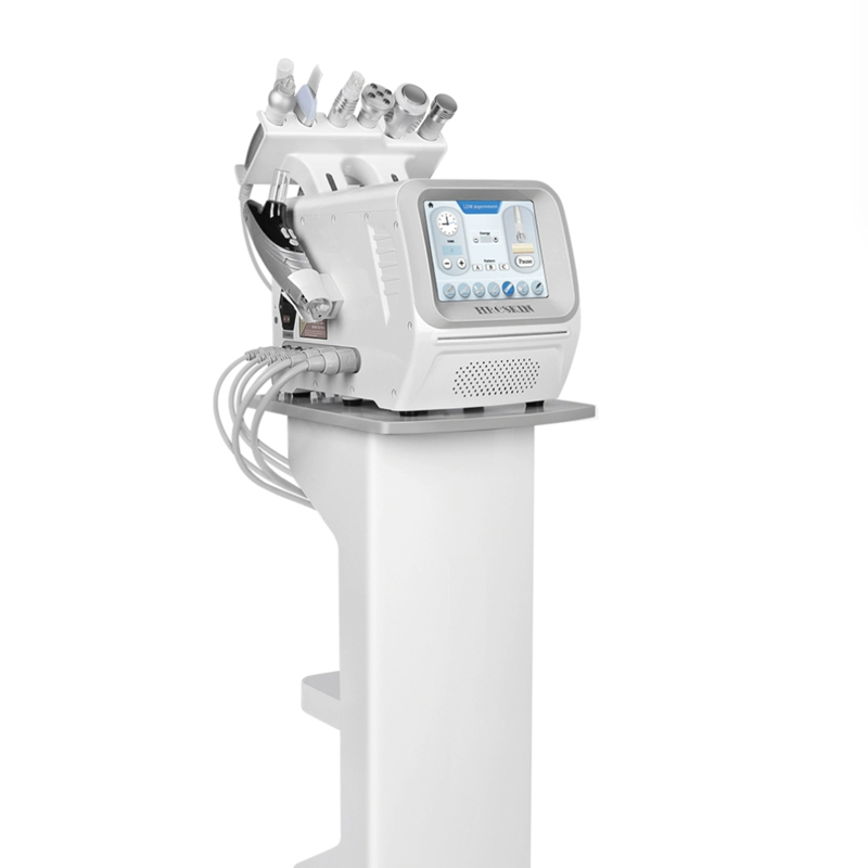 Почему цветной экран Beauty Digital залит эпоксидной смолой?